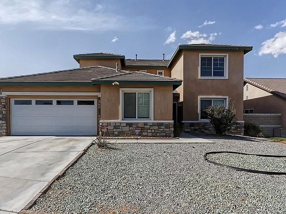 2nd image of 13732 Dodie Ave