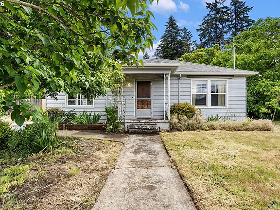 2nd image of 706 SE 135th Ave