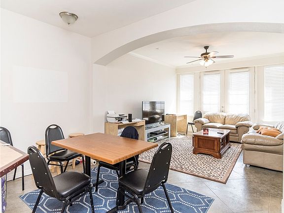 3rd image of 2505 San Gabriel St APT 311