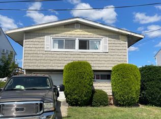 148 Meister Blvd, Freeport, NY
