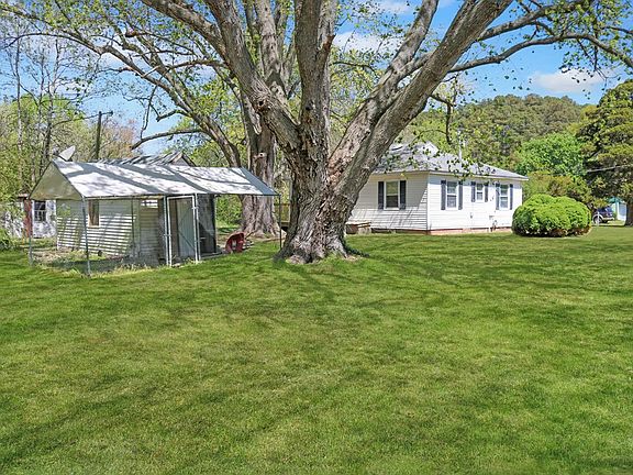 5th image of 22622 Lee Mont Rd