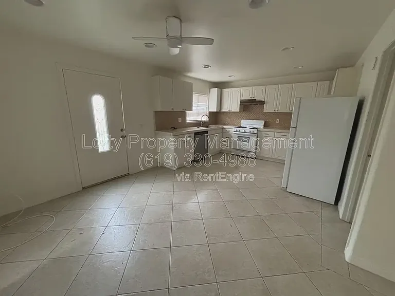 210 Goetting Way — Photo 8
