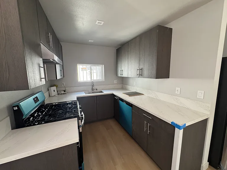 2621 Hillcrest Dr #1/2 — Photo 7