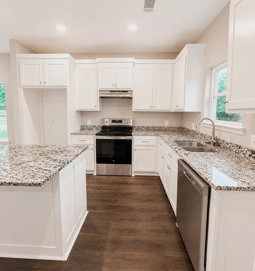 3 bed, 1510 sqft, $1,950 — Photo 2