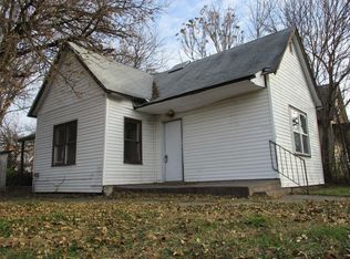1328 Woodley Ave, Terre Haute, IN 47804