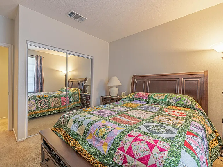 5549 Las Brisas Ter — Photo 33