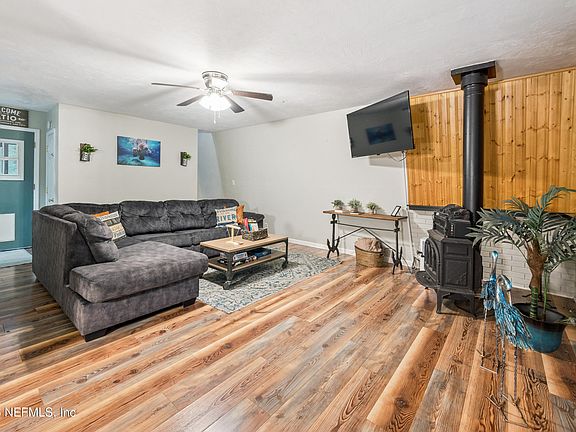 4th image of 141 SW LONGHORN Terrace