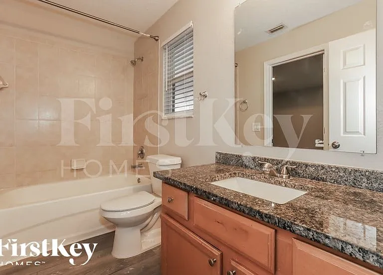 8109 Orange Spring Dr — Photo 14