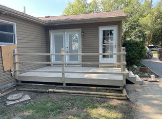 15570 Pine St, Monroe, MI 48161