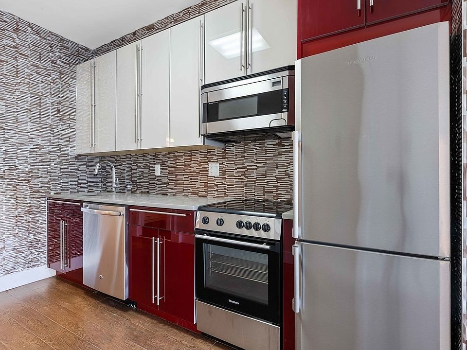 1st image of 9 Lexington Ave #9C