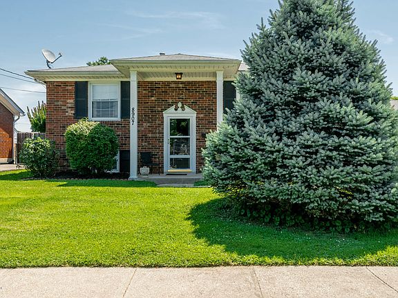 3rd image of 8907 Cottingham Way