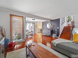 71 Diamond Ln, Old Bridge, NJ 08857