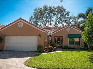 736 Reef Point Cir, Naples, FL 34108