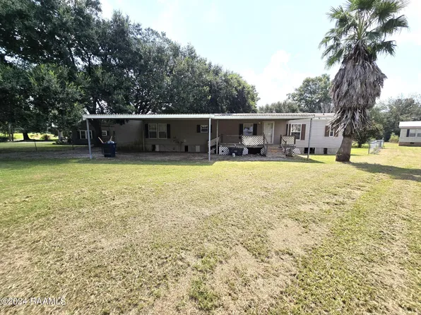 282 Saint Matthew Dr, Church Point, LA 70525