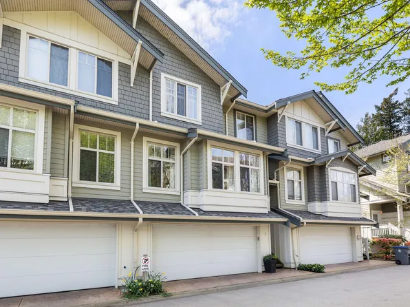 2133 151a St #3, Surrey, BC V4A 7C6