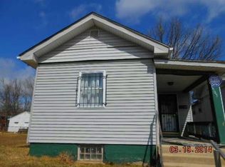 1505 Oakridge Dr, Dayton, OH 45417