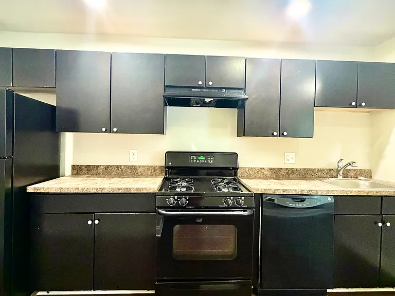 2125 1/2 McCulloh St #3 — Photo 3