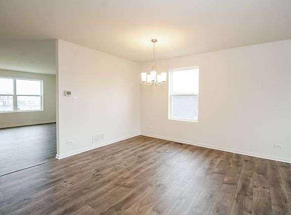 5th image of 1643 Glenbrooke Ln
