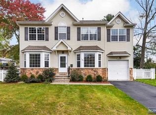 194 Hiawatha Blvd, Lake Hiawatha, NJ