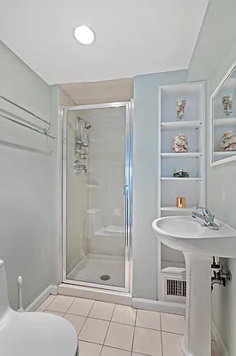 Sold by Compass | media 16