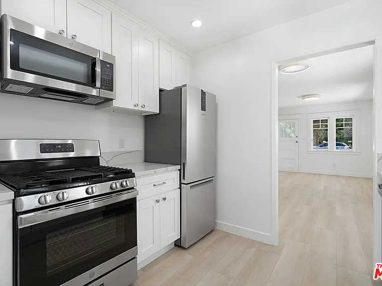 4622 Norwich Ave — Photo 6