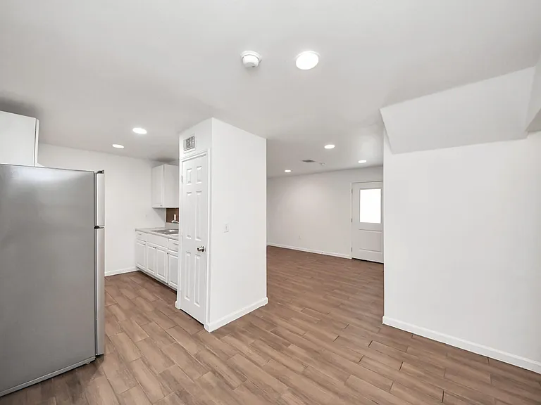 12068 Beechnut St #C — Photo 12