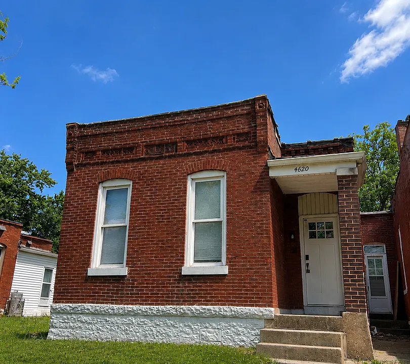 4620 Michigan Ave