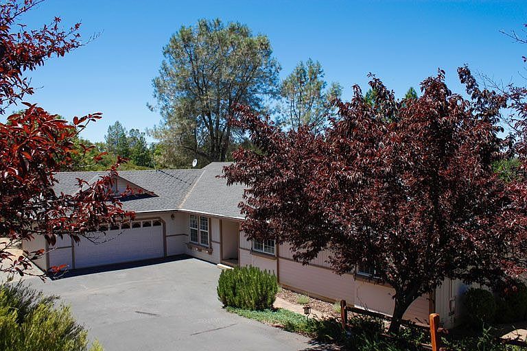 1st image of 11040 Oak Canyon Dr