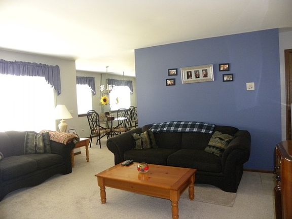 4th image of 674 Greenfield Ct APT A1