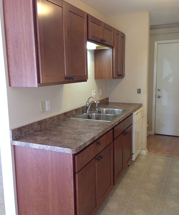 2nd image of 16611 5 Hawks Ave #101