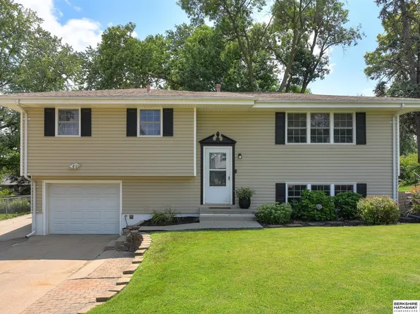 12429 Martha St, Omaha, NE 68144