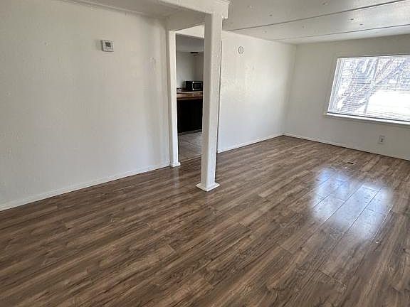3rd image of 350 N Diamond Ave