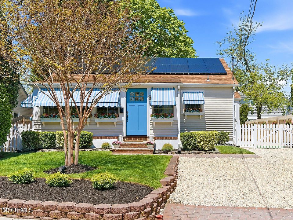 1st image of 594 Princeton Avenue