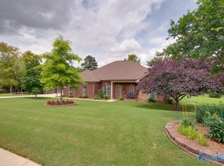 29915 Montana View Dr, Harvest, AL 35749