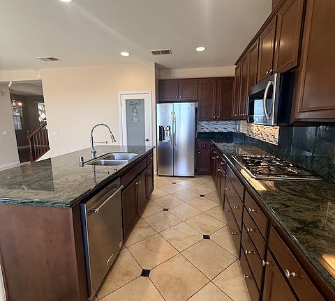 4th image of 5215 Sandbar Cove Way