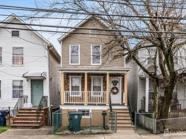 528 High St, Perth Amboy, NJ 08861