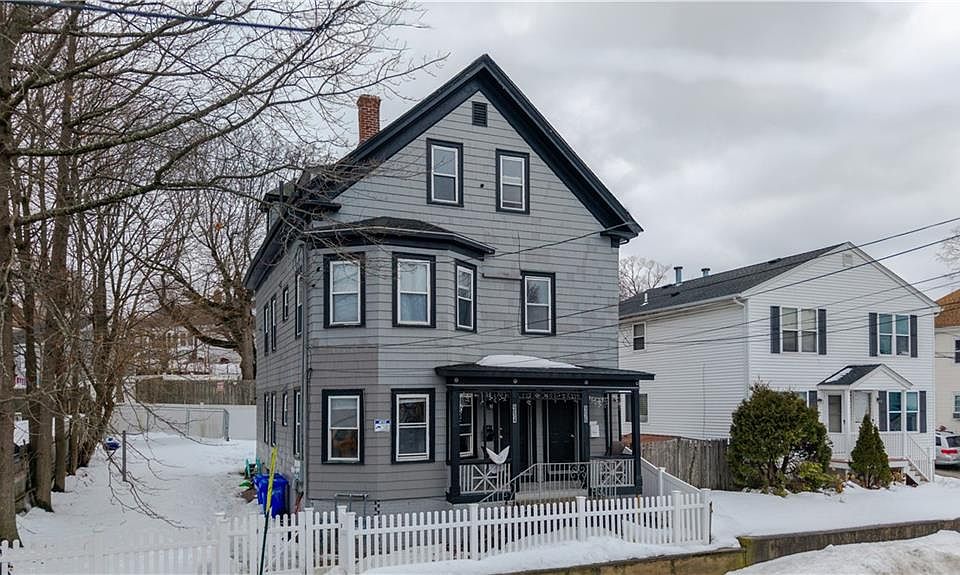 1st image of 994 Douglas Ave