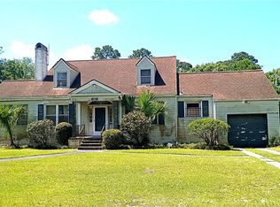 619 Columbus Dr, Savannah, GA 31405