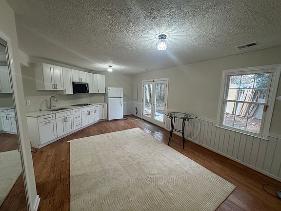 2nd image of 8644 Dellway Ln