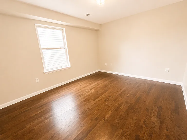138 Fabyan Pl #2 — Photo 11