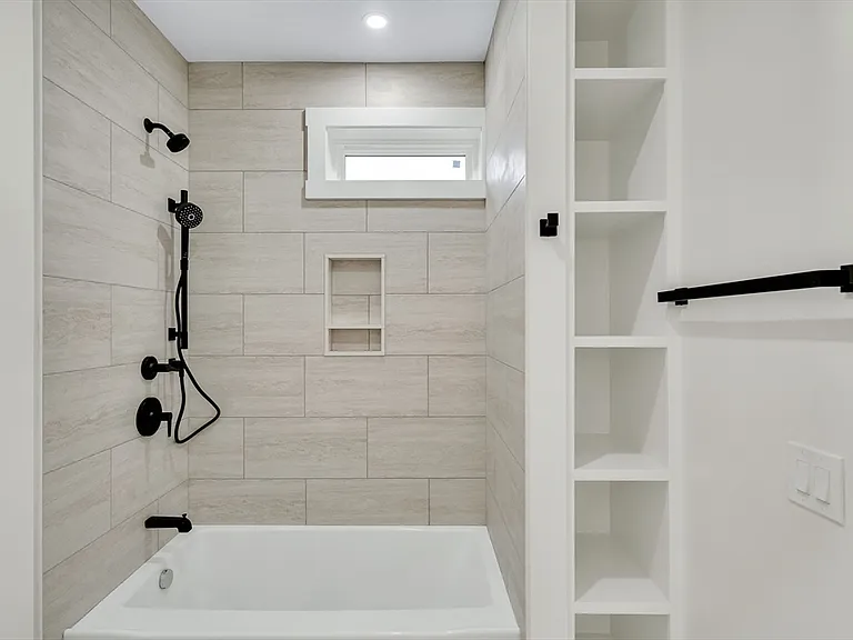 22 Estabrook Rd — Photo 35