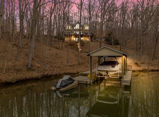 1282 Twelve Acre Rd, Moneta, VA 24121