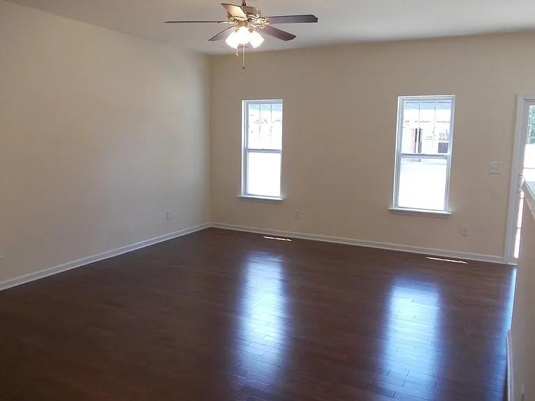 4602 Quinton Ln — Photo 5