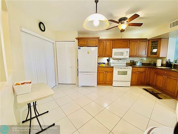 3rd image of 7568 Trent Dr #309