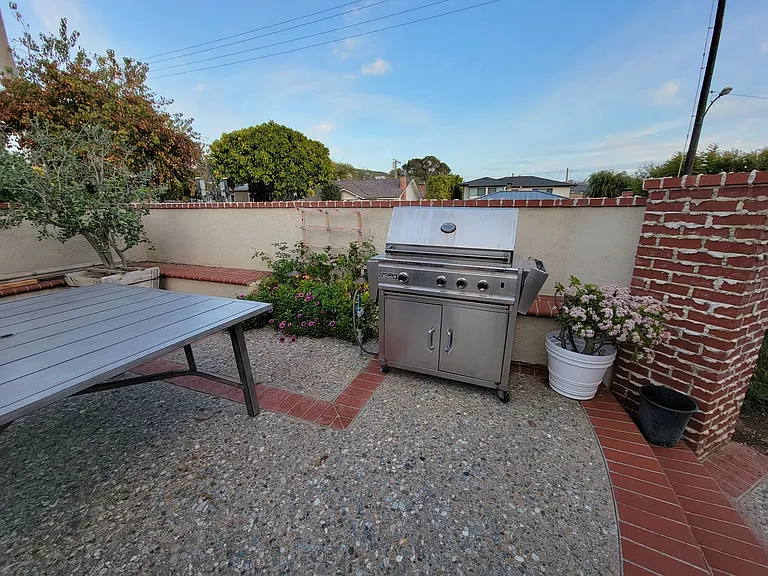 360 Aster St — Photo 58