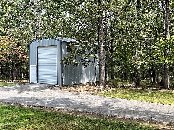 600 sf insulated storage