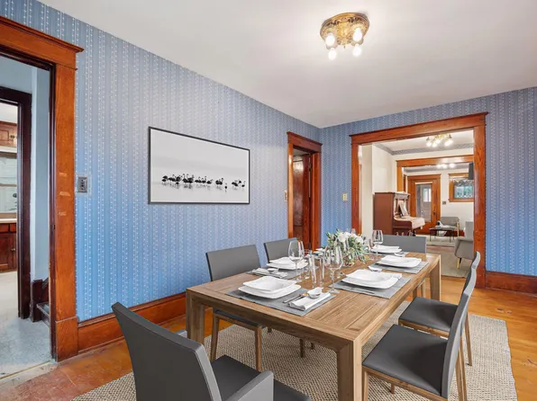 2924 Emerson Ave N, Minneapolis, MN 55411