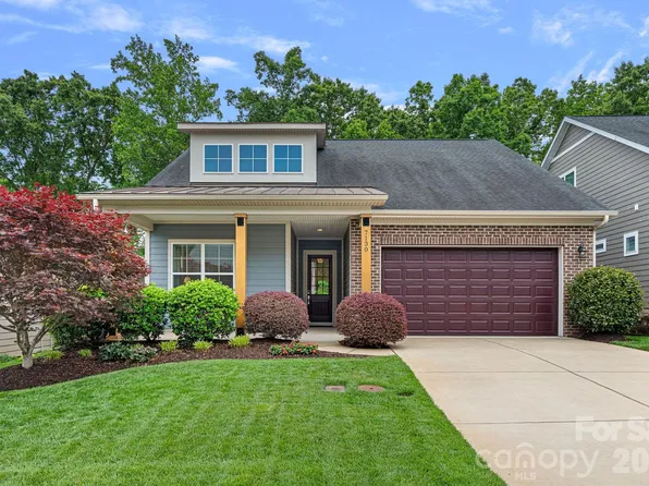 7130 Hanging Rock Ct, Denver, NC 28037