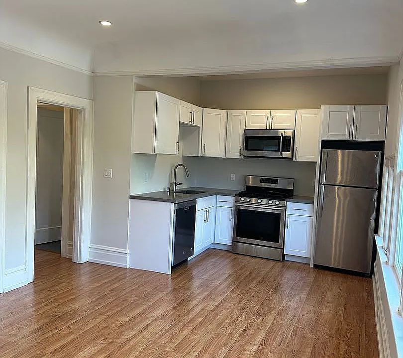 1st image of 535 30th St