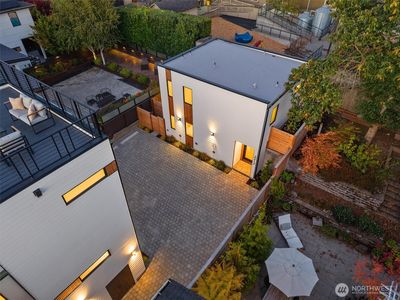 2212 Broadway E, Seattle, WA, 98102